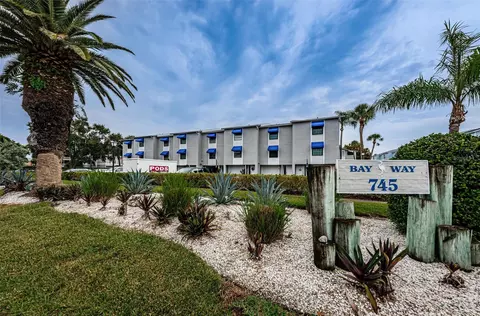 745 Pinellas Bayway S #306, Tierra Verde, FL 33715