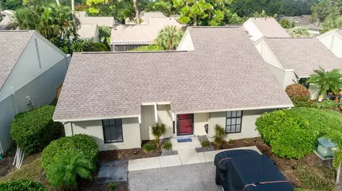 23 Windrush Bay Dr, Tarpon Springs, FL 34689
