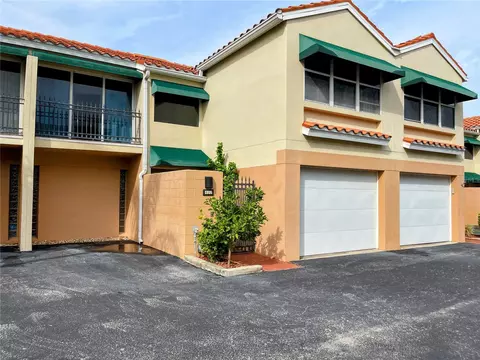 822 Padua Ln, Clearwater, FL 33756
