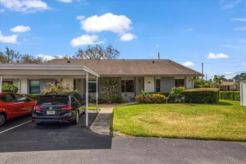 1601 43rd St N #142, Saint Petersburg, FL 33713