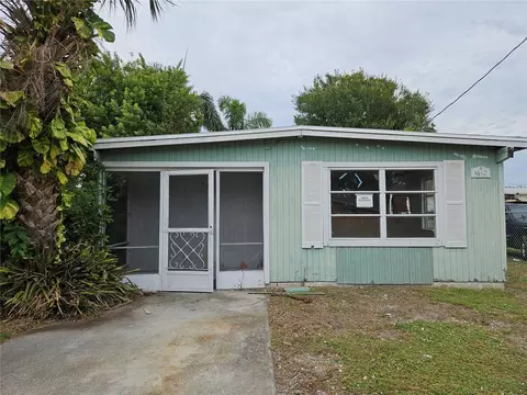 1612 36th Ave W, Bradenton, FL 34205