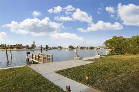 5940 Bikini Way N, Saint Pete Beach, FL 33706