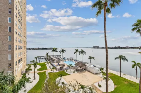 5220 Brittany Dr S #501, Saint Petersburg, FL 33715