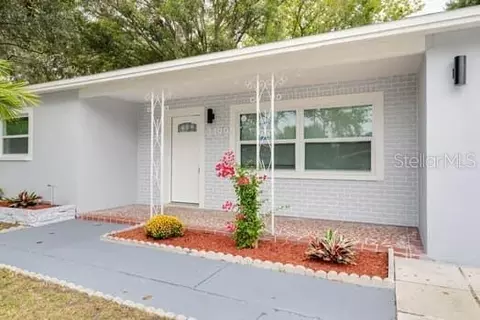3199 Huntington Dr, Largo, FL 33771