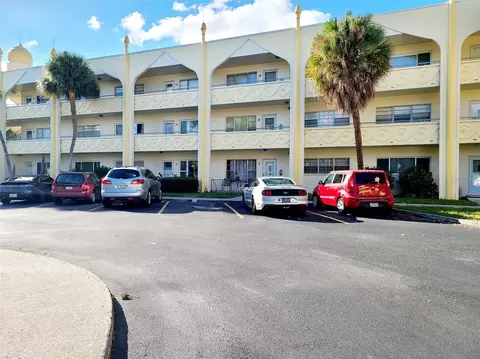 2360 World Parkway Blvd #24, Clearwater, FL 33763