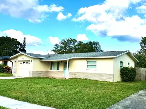 1160 San Marco Dr, Largo, FL 33770