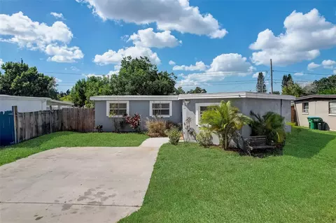 9218 86th St, Seminole, FL 33777