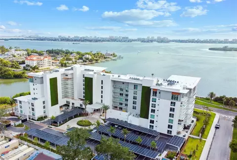 1020 Sunset Point Rd #512, Clearwater, FL 33755