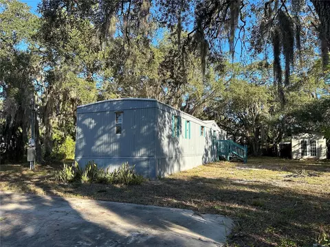 7339 Terrace Dr, Hudson, FL 34667