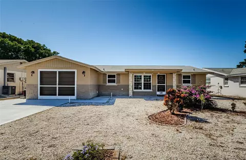 7914 Ironbark Dr, Port Richey, FL 34668