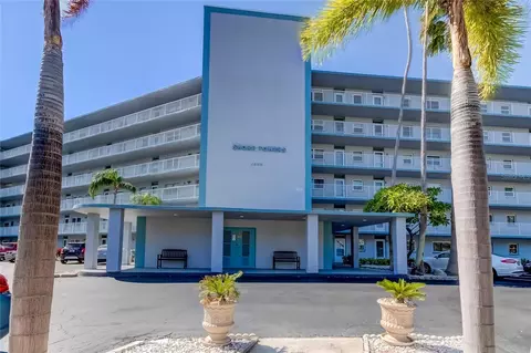 1868 Shore Dr S #511, South Pasadena, FL 33707