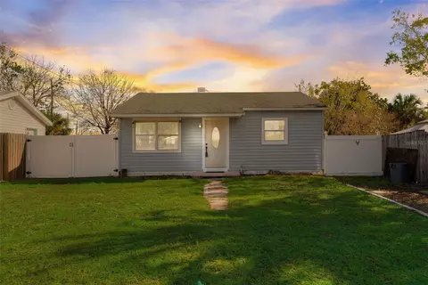 14071 W Parsley Dr, Madeira Beach, FL 33708