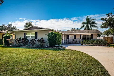 2019 Pinehurst Dr, Clearwater, FL 33763