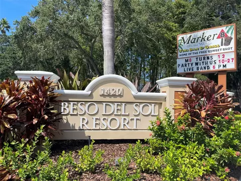 1414 Bayshore Blvd #214, Dunedin, FL 34698
