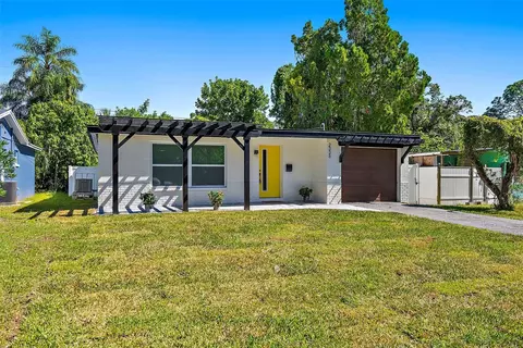 2338 36th St S, Saint Petersburg, FL 33711