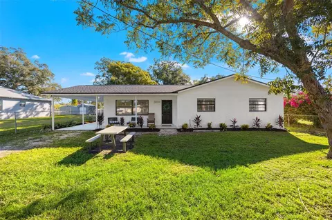 10116 Gloria St, Gibsonton, FL 33534