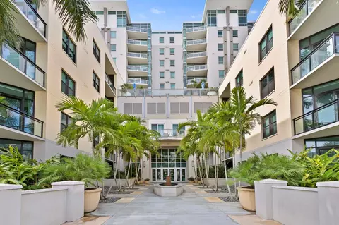 400 4th Ave S #308, Saint Petersburg, FL 33701