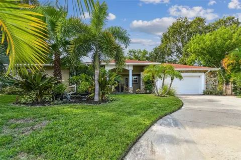 3350 Overlook Rd, Largo, FL 33770