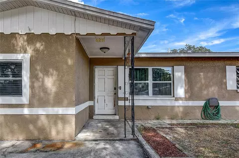 6211 51st Ave N, Saint Petersburg, FL 33709