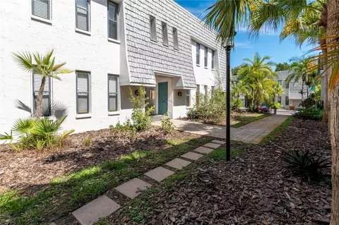 706 Lyndhurst St #403, Dunedin, FL 34698