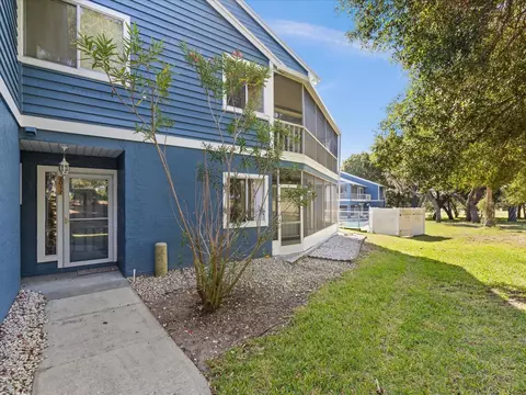 2017 Golfview Dr, Tarpon Springs, FL 34689