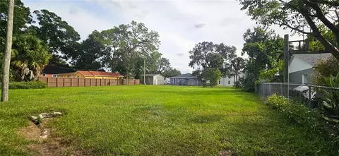2009 Davis St, Tampa, FL 33605