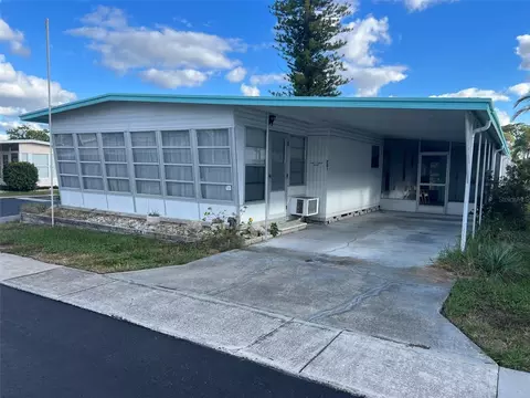 201 Royal Palm Cir, Largo, FL 33778