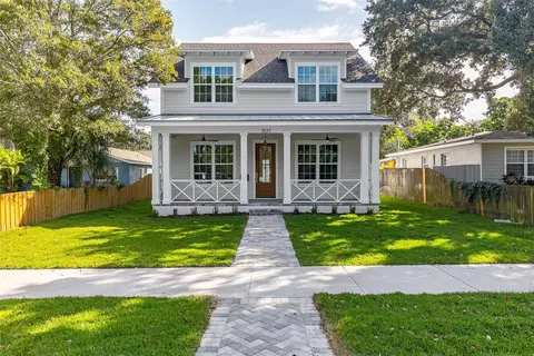 2550 Dartmouth Ave N, Saint Petersburg, FL 33713