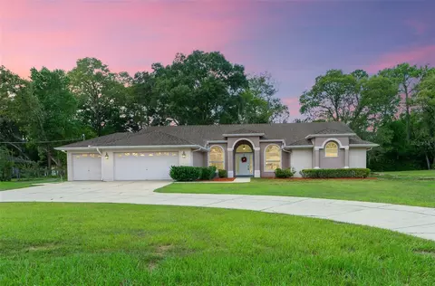 402 N Mcgowan Ave, Crystal River, FL 34429