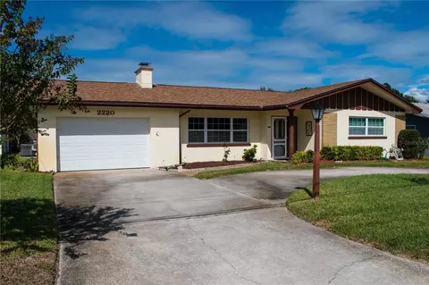 2220 Curtis Dr N, Clearwater, FL 33764