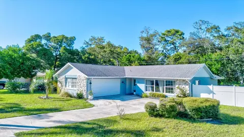 2854 St Croix Dr, Clearwater, FL 33759