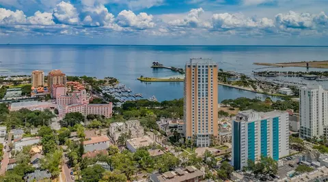 400 Beach Dr NE #1001, Saint Petersburg, FL 33701