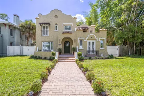 1420 9th St N, Saint Petersburg, FL 33704