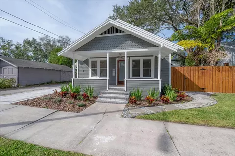 2416 11th St N, Saint Petersburg, FL 33704