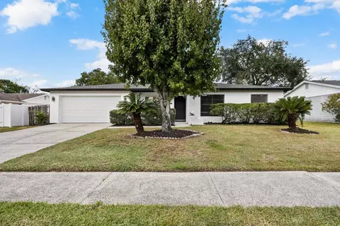 4317 Foxglen Ln, Tampa, FL 33624