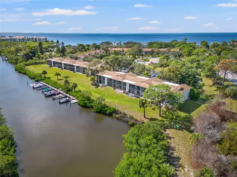1722 Seascape Cir #1722, Tarpon Springs, FL 34689