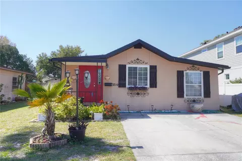 3710 18th St N, Saint Petersburg, FL 33713