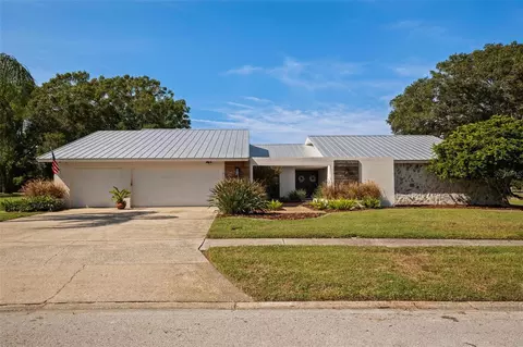 2862 Shady Oak Ct, Clearwater, FL 33761