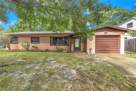 2555 64th Pl N, Saint Petersburg, FL 33702