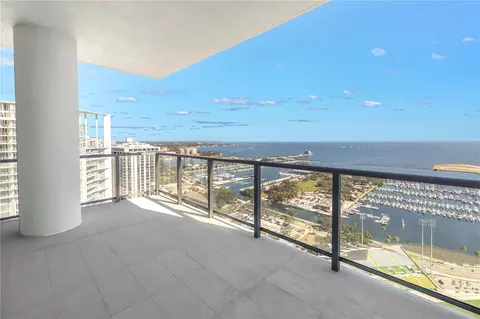 301 1st St S #3003, Saint Petersburg, FL 33701