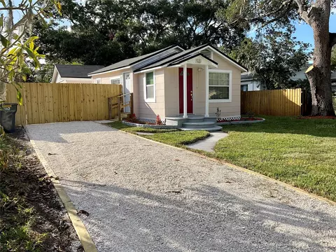 6290 29th Way N, Saint Petersburg, FL 33702