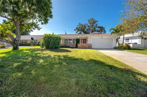 2732 69th Ave S, Saint Petersburg, FL 33712