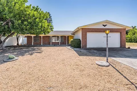 132 2nd St W, Tierra Verde, FL 33715
