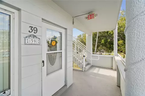 2381 Ecuadorian Way #39, Clearwater, FL 33763