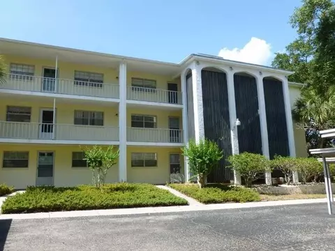 1020 Deleon Dr #207, Dunedin, FL 34698