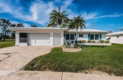 9710 40th St N, Pinellas Park, FL 33782
