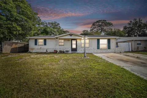10290 129th Ter N, Largo, FL 33773