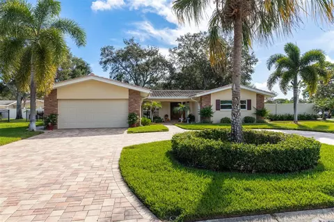 2311 Jones Dr, Dunedin, FL 34698