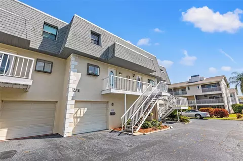 275 Capri Cir N #103, Treasure Island, FL 33706