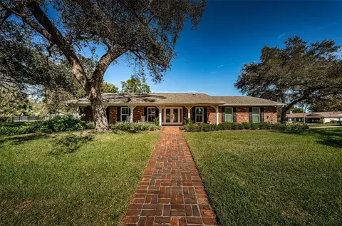 2862 Saber Dr, Clearwater, FL 33759